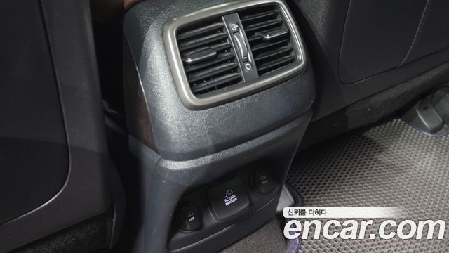 Kia Sorento 2016 — photo 29