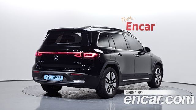 Mercedes-Benz EQB 2023 — photo 2