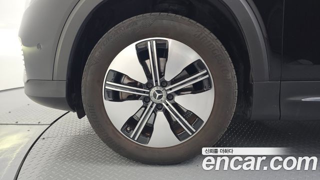 Mercedes-Benz EQB 2023 — photo 5