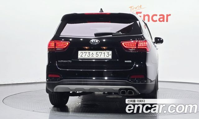 Kia Sorento 2018 — photo 4