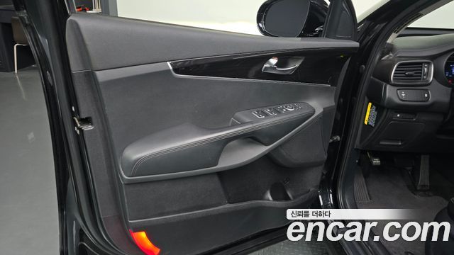 Kia Sorento 2018 — photo 14