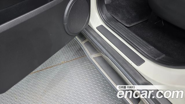 KG Mobility KORANDO 2017 — photo 31