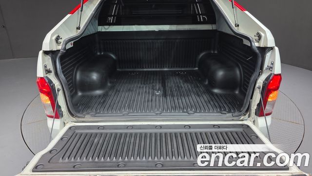 KG Mobility KORANDO 2017 — photo 32