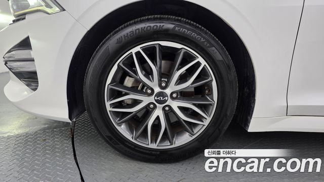 Kia K5 2022 — photo 5