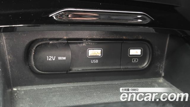 Kia K5 2022 — photo 18