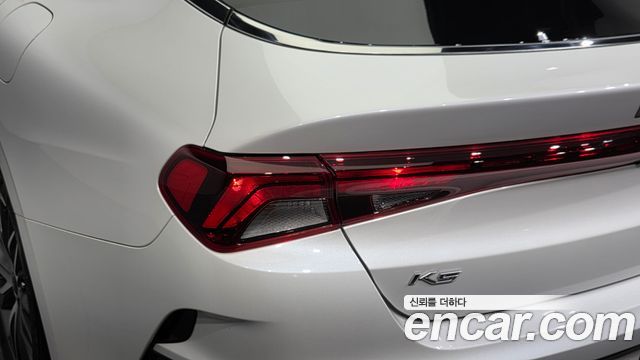 Kia K5 2022 — photo 9