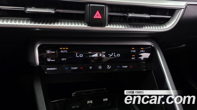 Kia K5 2022 — photo 32