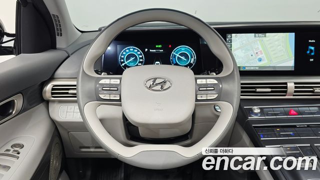 Hyundai Nexo 2023 — photo 19