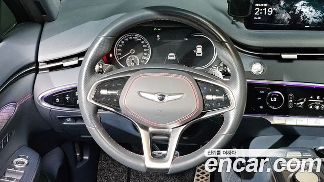 Genesis GV70 2021 — photo 11