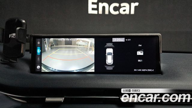 Genesis GV70 2021 — photo 13