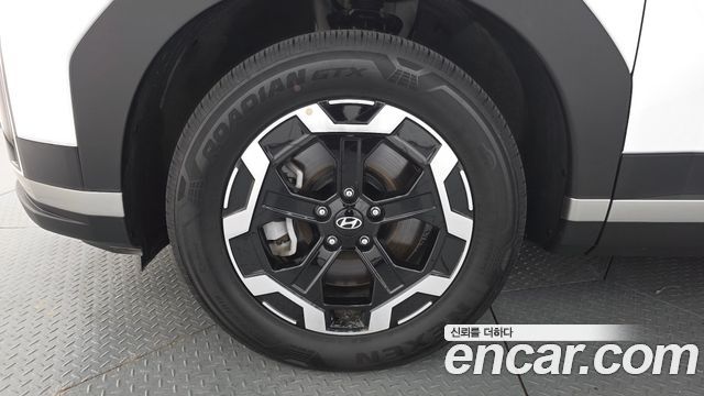 Hyundai Santafe 2025 — photo 5