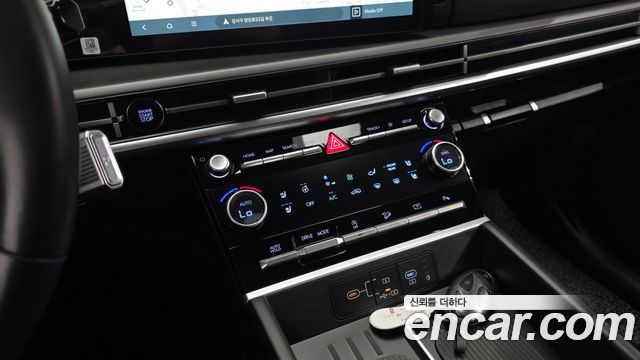Hyundai Santafe 2025 — photo 23