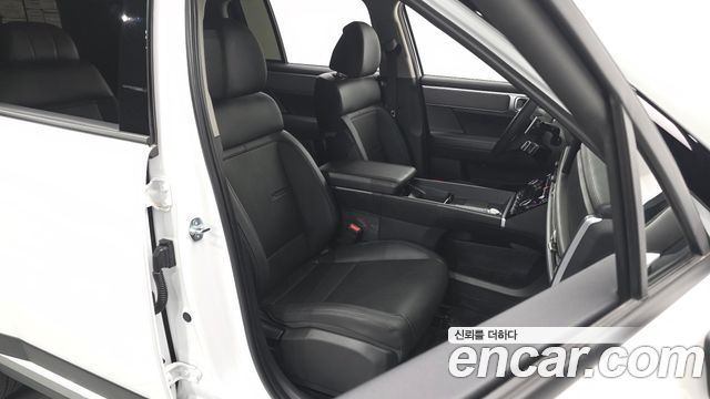 Hyundai Santafe 2025 — photo 16