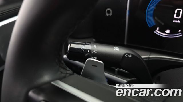 Hyundai Santafe 2025 — photo 34