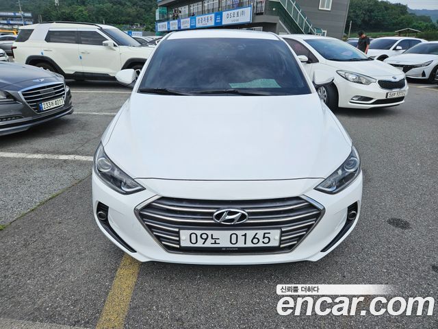 Hyundai AVANTE 2016 — photo 2