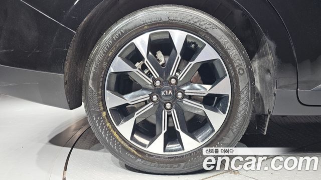 Kia Canival 2021 — photo 5