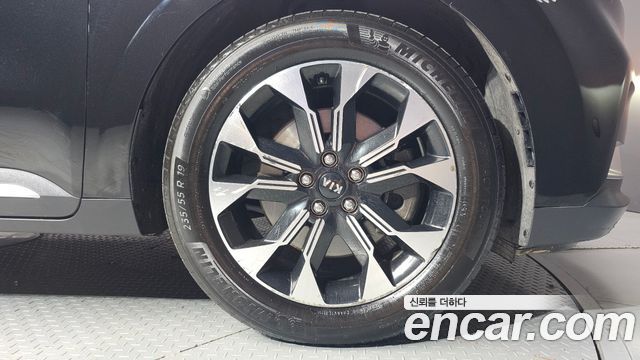 Kia Canival 2021 — photo 7
