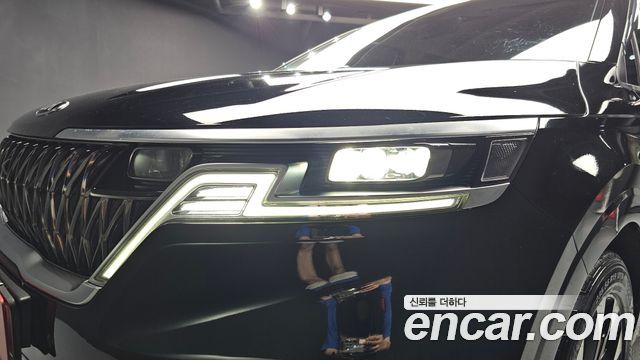 Kia Canival 2021 — photo 8