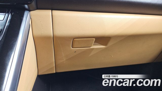 Kia Canival 2021 — photo 34