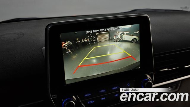 Hyundai Starex 2019 — photo 22