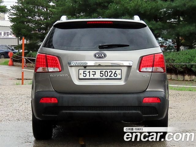 Kia Sorento 2012 — photo 4