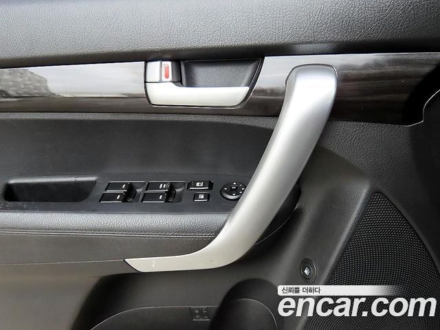 Kia Sorento 2012 — photo 11