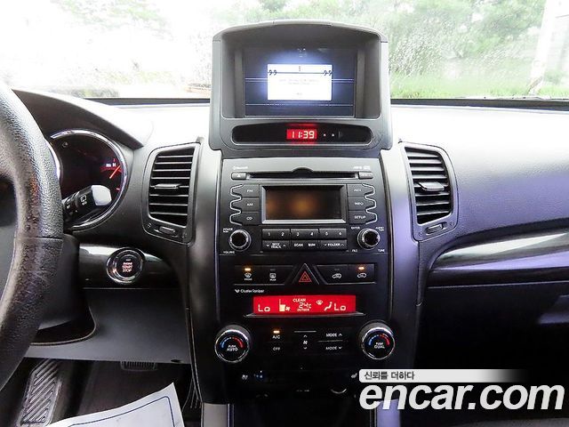 Kia Sorento 2012 — photo 13