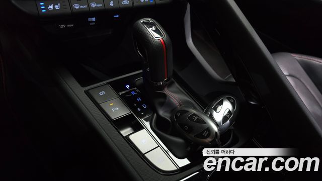 Hyundai AVANTE 2024 — photo 12