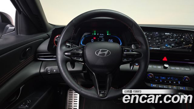 Hyundai AVANTE 2024 — photo 19