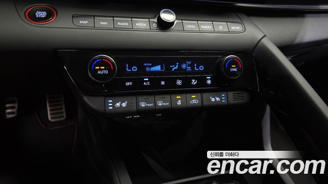 Hyundai AVANTE 2024 — photo 22