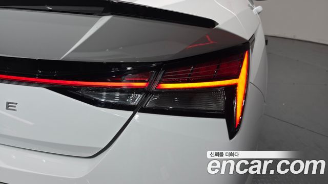 Hyundai AVANTE 2024 — photo 9