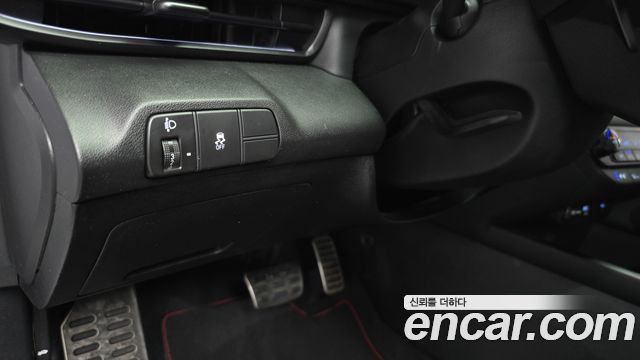 Hyundai AVANTE 2024 — photo 33