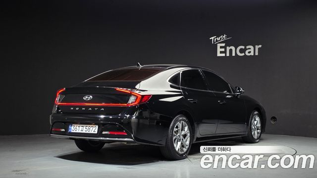 Hyundai Sonata 2022 — photo 2