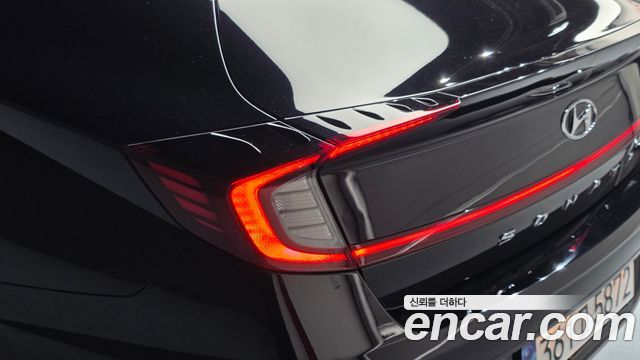 Hyundai Sonata 2022 — photo 9