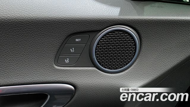 Hyundai Sonata 2022 — photo 32