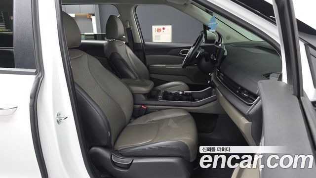 Kia Canival 2025 — photo 17