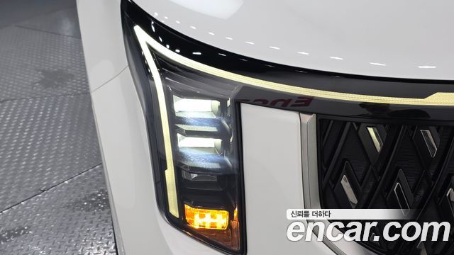 Kia Canival 2025 — photo 8