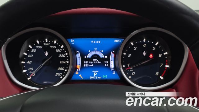 Maserati Ghibli 2020 — photo 11