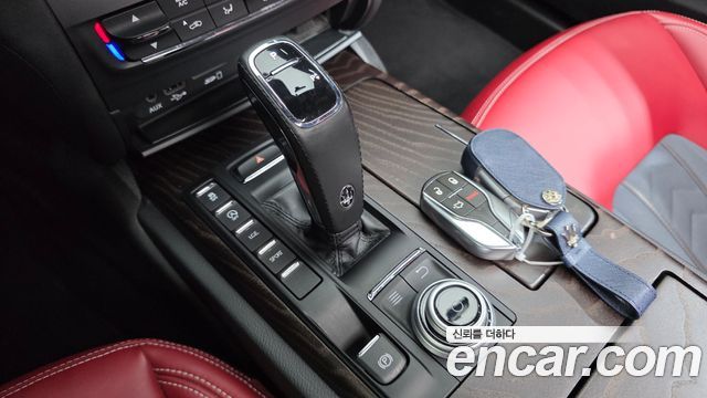 Maserati Ghibli 2020 — photo 12
