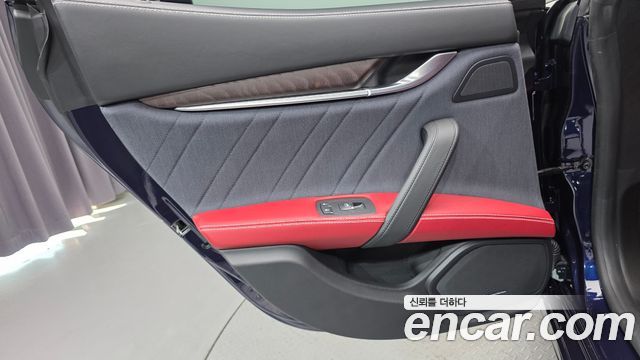Maserati Ghibli 2020 — photo 15