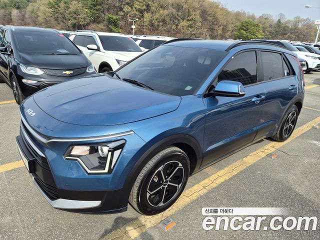 Kia Niro 2022 — photo 2