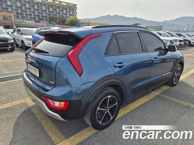 Kia Niro 2022 — photo 4