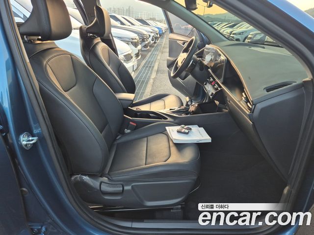 Kia Niro 2022 — photo 9
