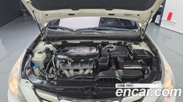Hyundai Sonata 2010 — photo 6