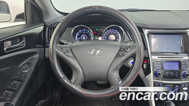 Hyundai Sonata 2010 — photo 15
