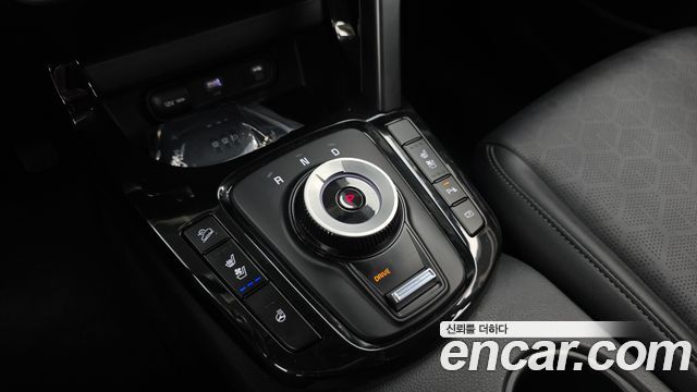 Kia Seltos 2023 — photo 12