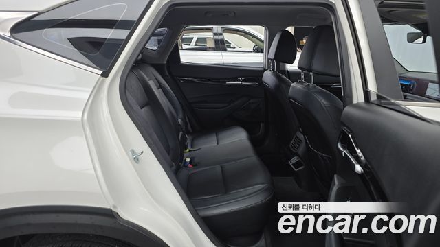 Kia Seltos 2023 — photo 17