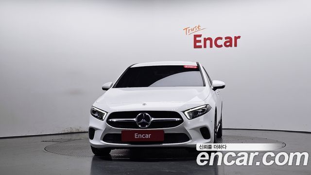 Mercedes-Benz A-Class 2021 — photo 3