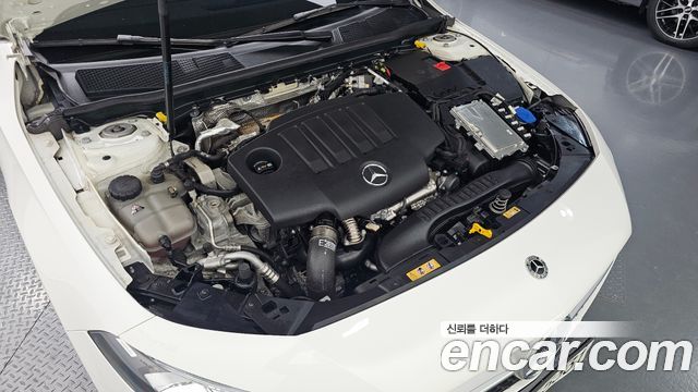 Mercedes-Benz A-Class 2021 — photo 6