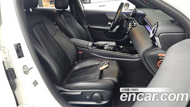Mercedes-Benz A-Class 2021 — photo 16